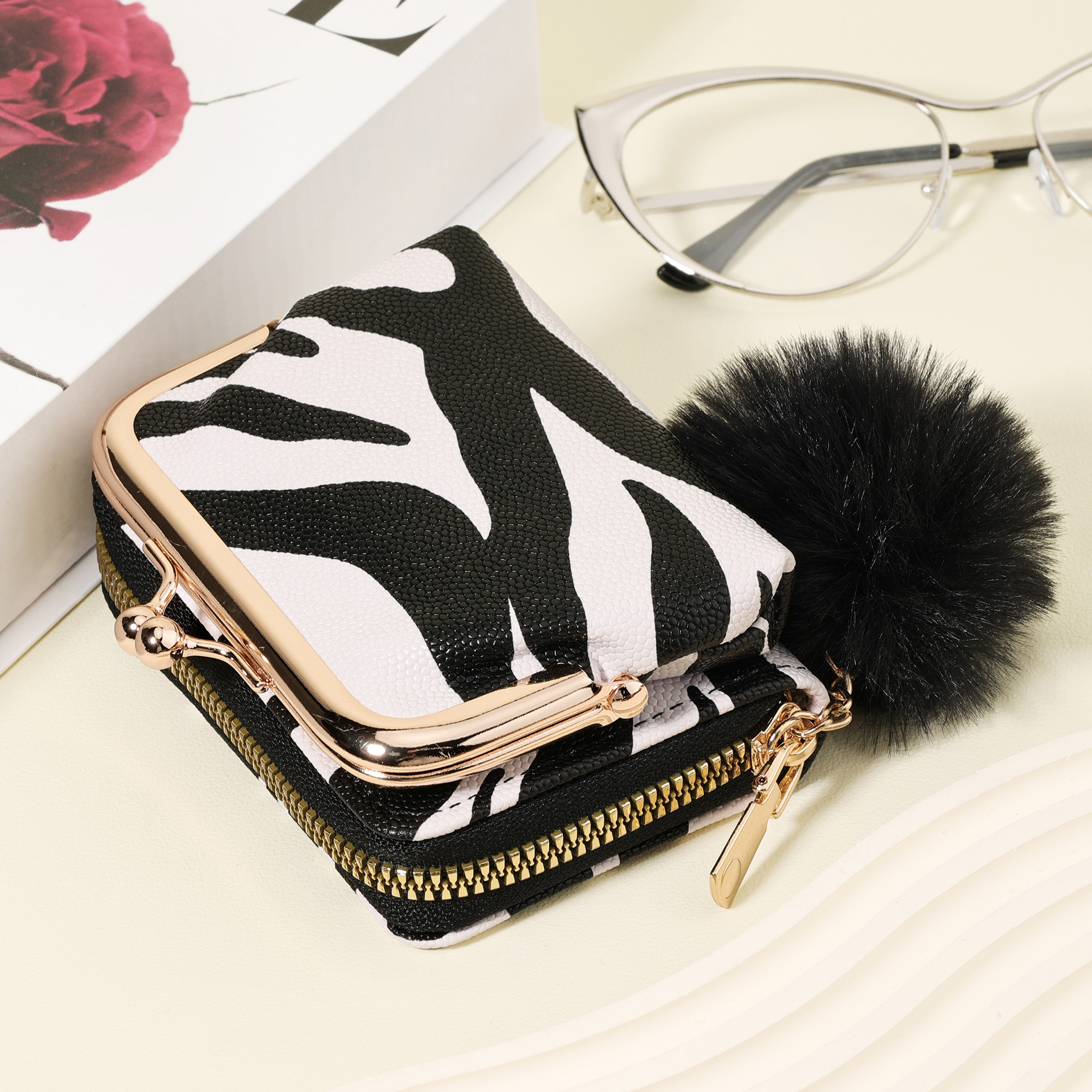 Fashionable zebra print coin w – обзор и цена Zebra Tablet Accessories