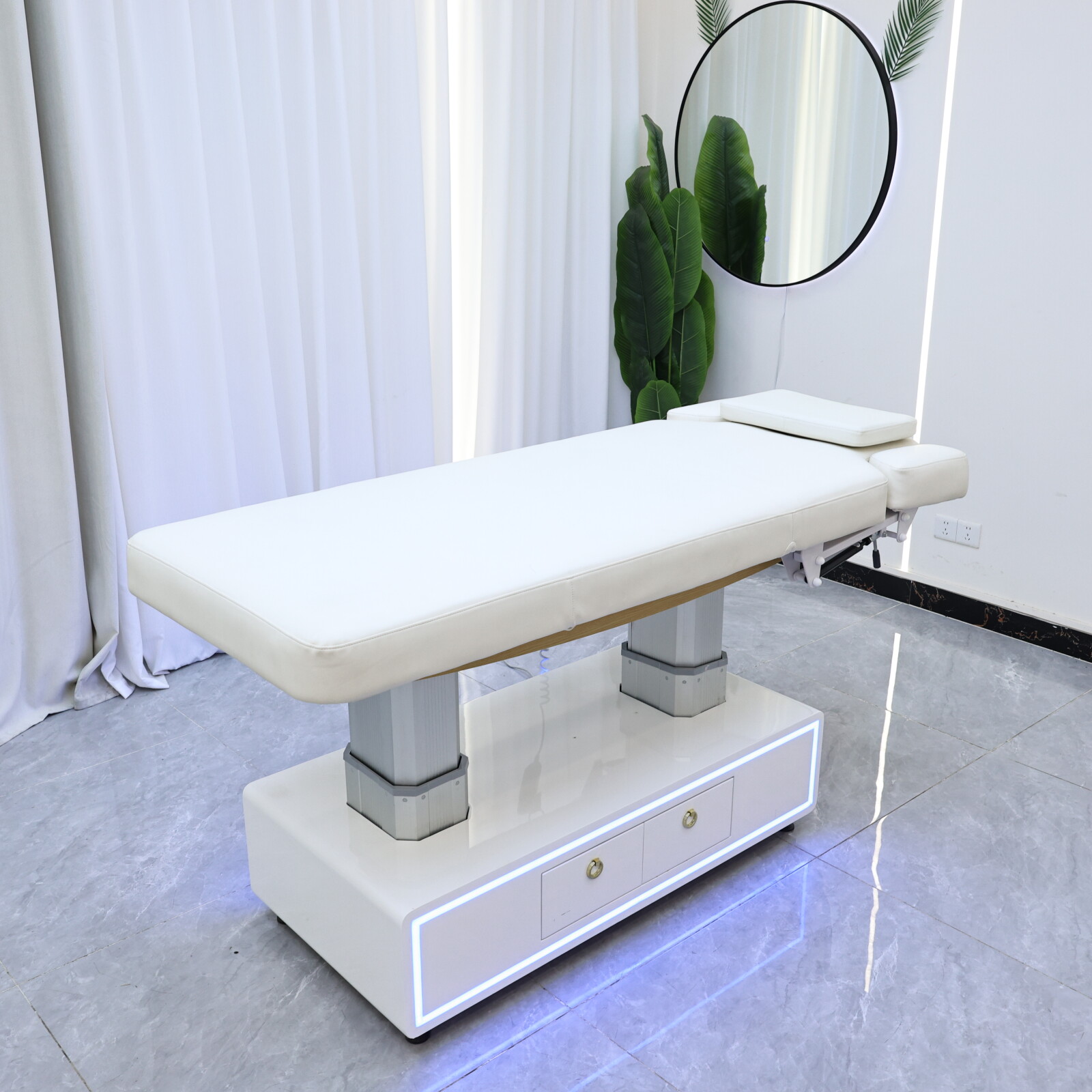 Electric Lifting, White Beauty – обзор и цена Massage Table Accessories Uk