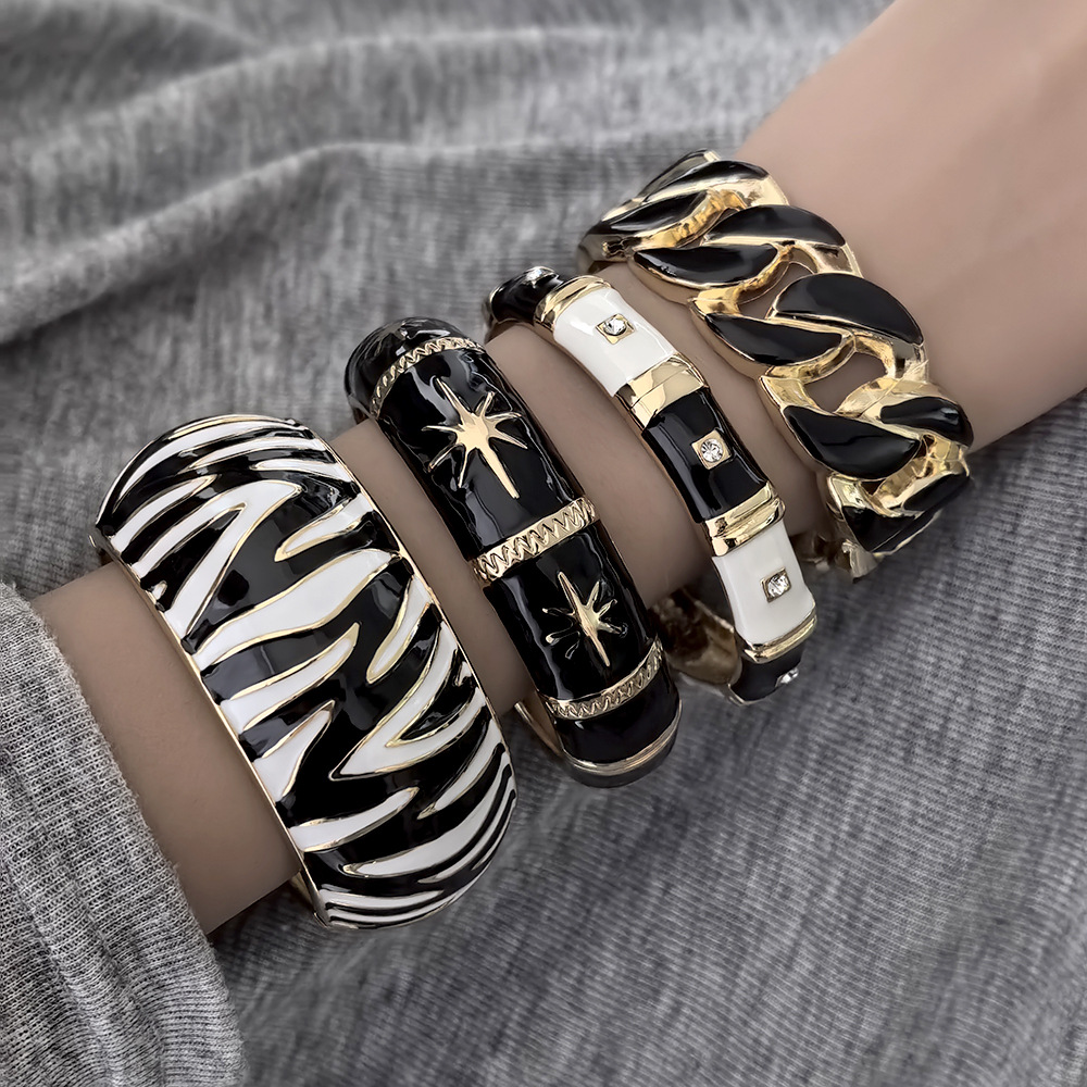 Enameled Golden Plated Zebra-P – обзор и цена Zebra Tablet Accessories